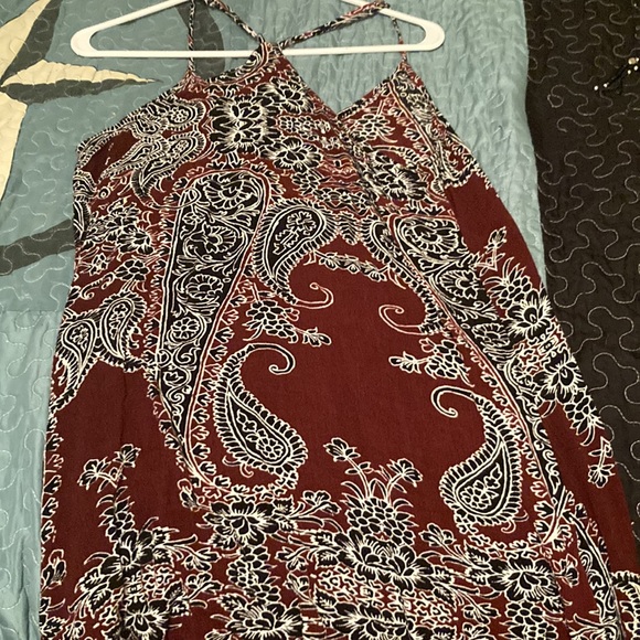 It’s dark brown with pretty design - Picture 2 of 2